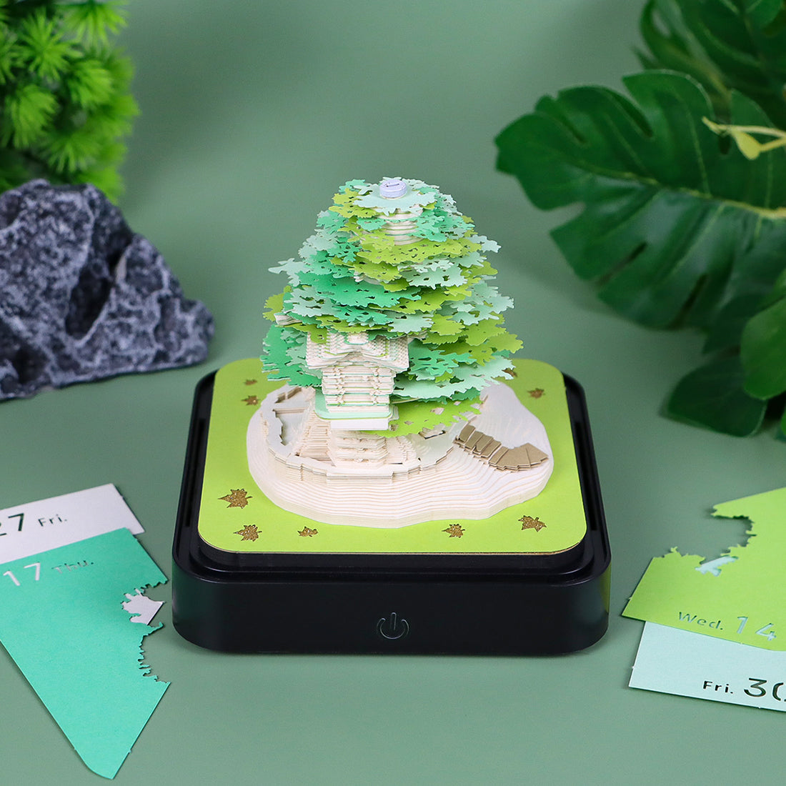 Arbre vert (avec lumière et calendrier 2026)