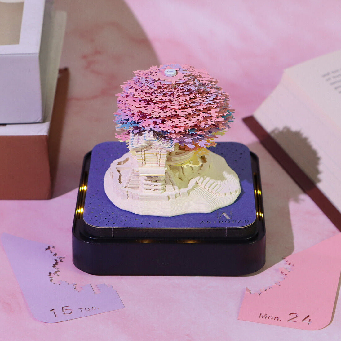 Arbre Magique (avec lumière et calendrier 2026)